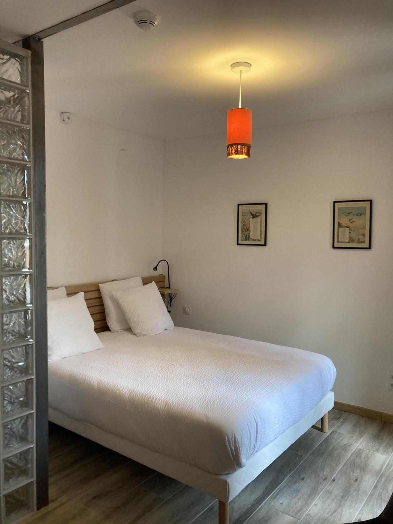 L'Hotel Du Garage Des Cevennes Anduze Kamer foto